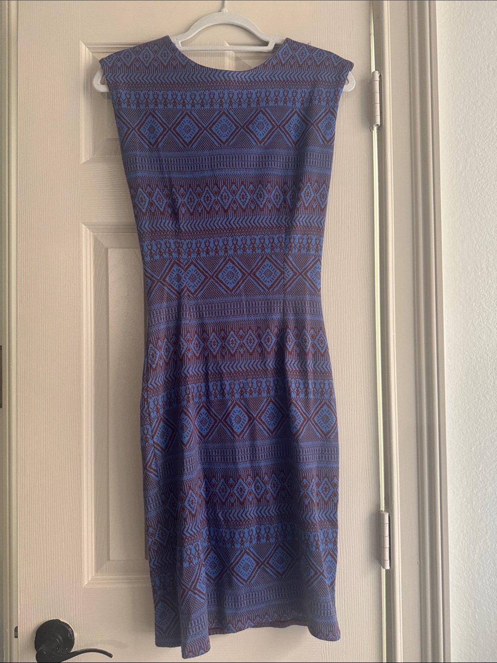 Sleeveless Blue Patterned Knit Midi Dress
